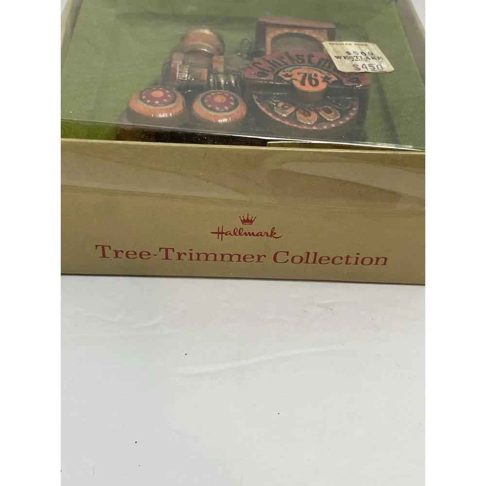 Hallmark Ornament Keepsake Tree Trimmer 1976 